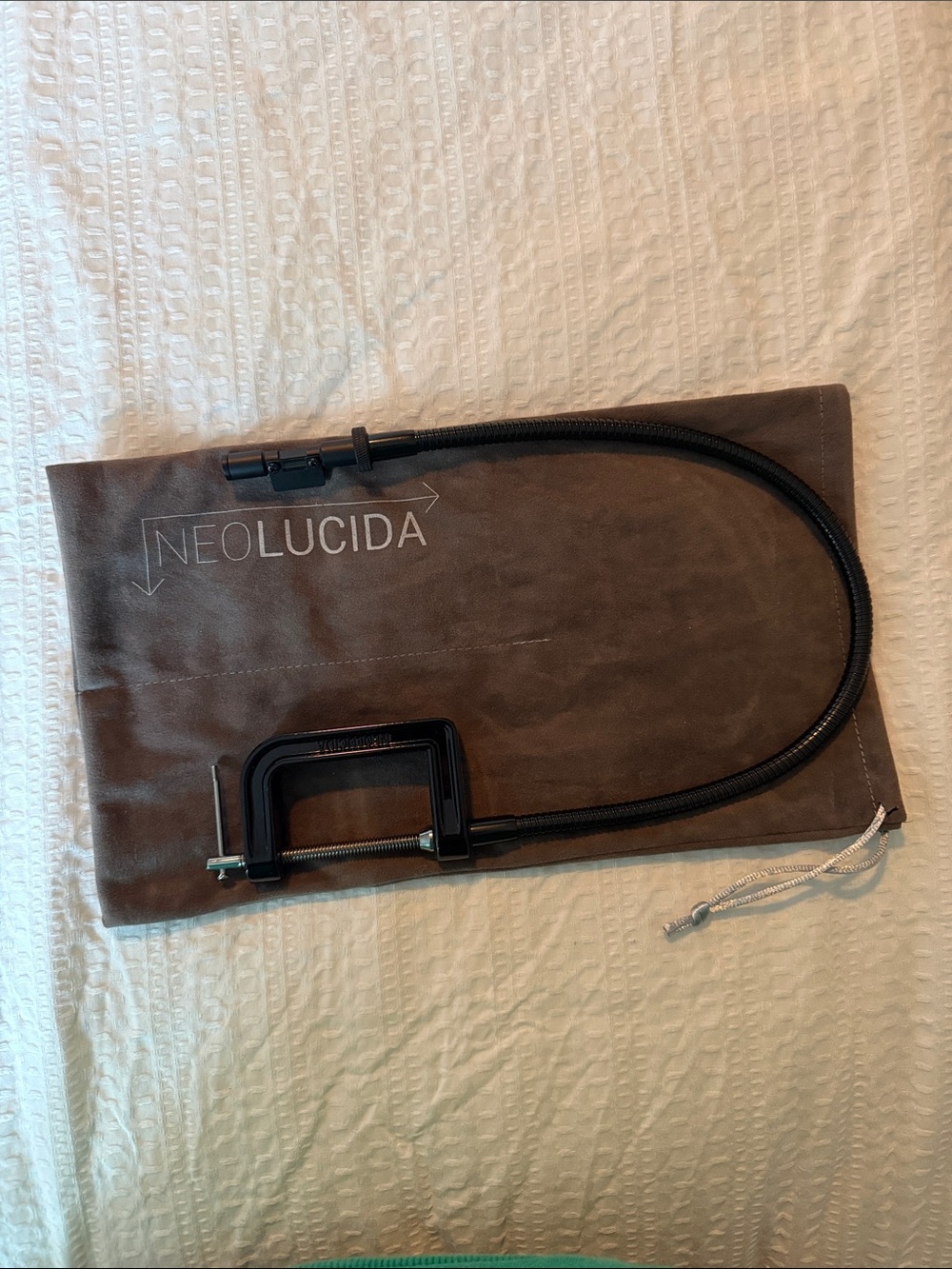 Neolucida portable camera lucida drawing aid